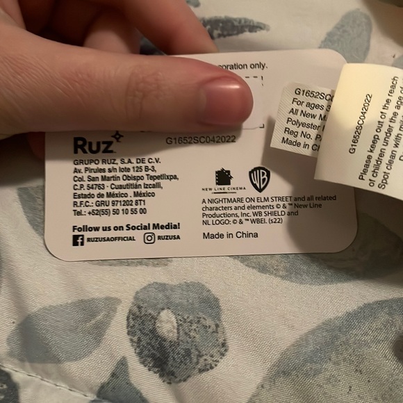 NWT OFFICIALLY LICENSED Nightmare on Elm Street Plush Keychain Stuffed 6” Horror - Picture 3 of 3